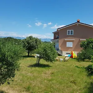  Apartment Mestrovic Kroatien